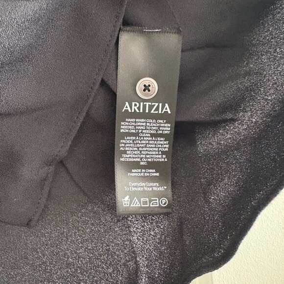 NWOT Wilfred Free Short Sleeved Button Up Blouse in Black - Picture 4 of 4